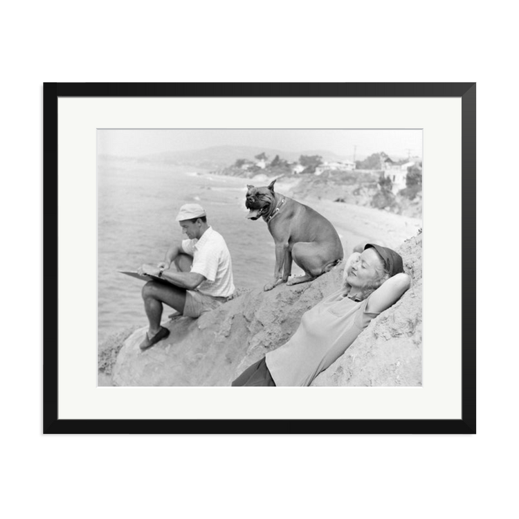 D&G Bette Davis フォトプリント Tシャツ グレー 38 Bette Davis, the Painter and the Dog | Framed Photography