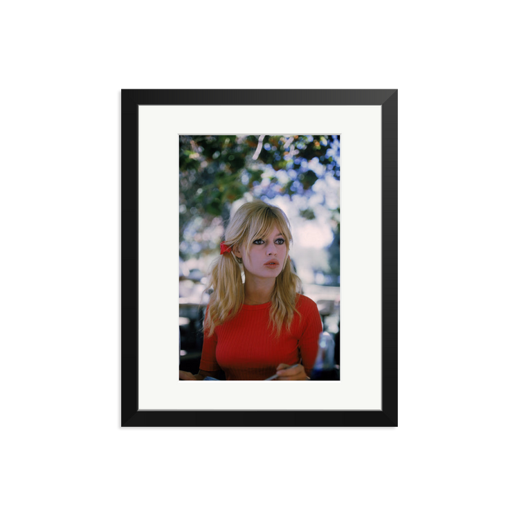 brigitte-bardot-on-set-2-frame