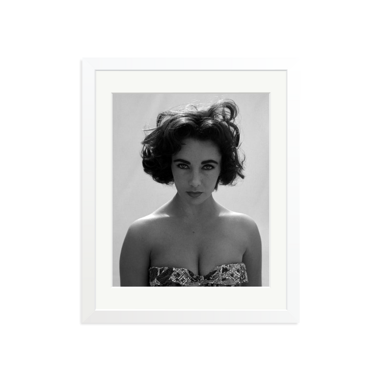 Elizabeth Taylor in 1956 by King Rose Archives | Photography