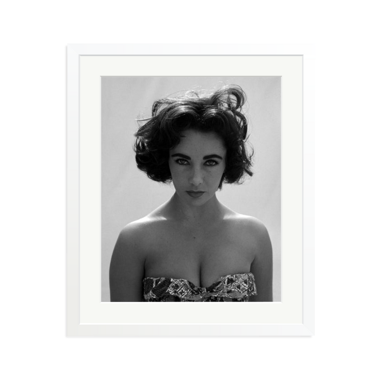 Elizabeth Taylor in 1956 by King Rose Archives | Photography