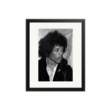 Jimi Backstage