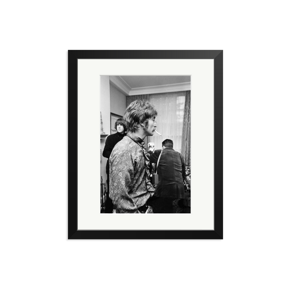 john-lennon-smoking-frame-
