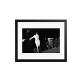 Liza Minnelli on set