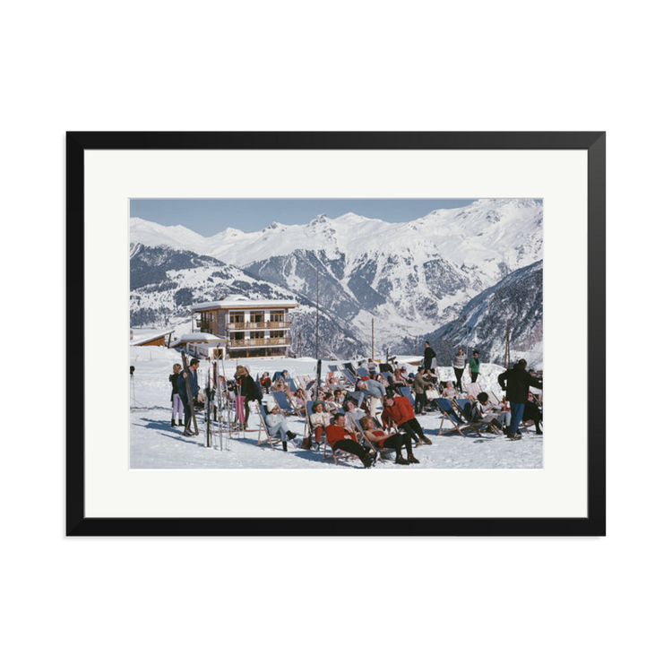 slim-aarons-ski-break-frame-