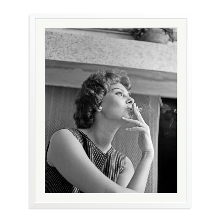 did sophia loren smoke cigarettes smoking Photo Print (8 x 10): Posters & Prints Portrait de Sophia Loren sur