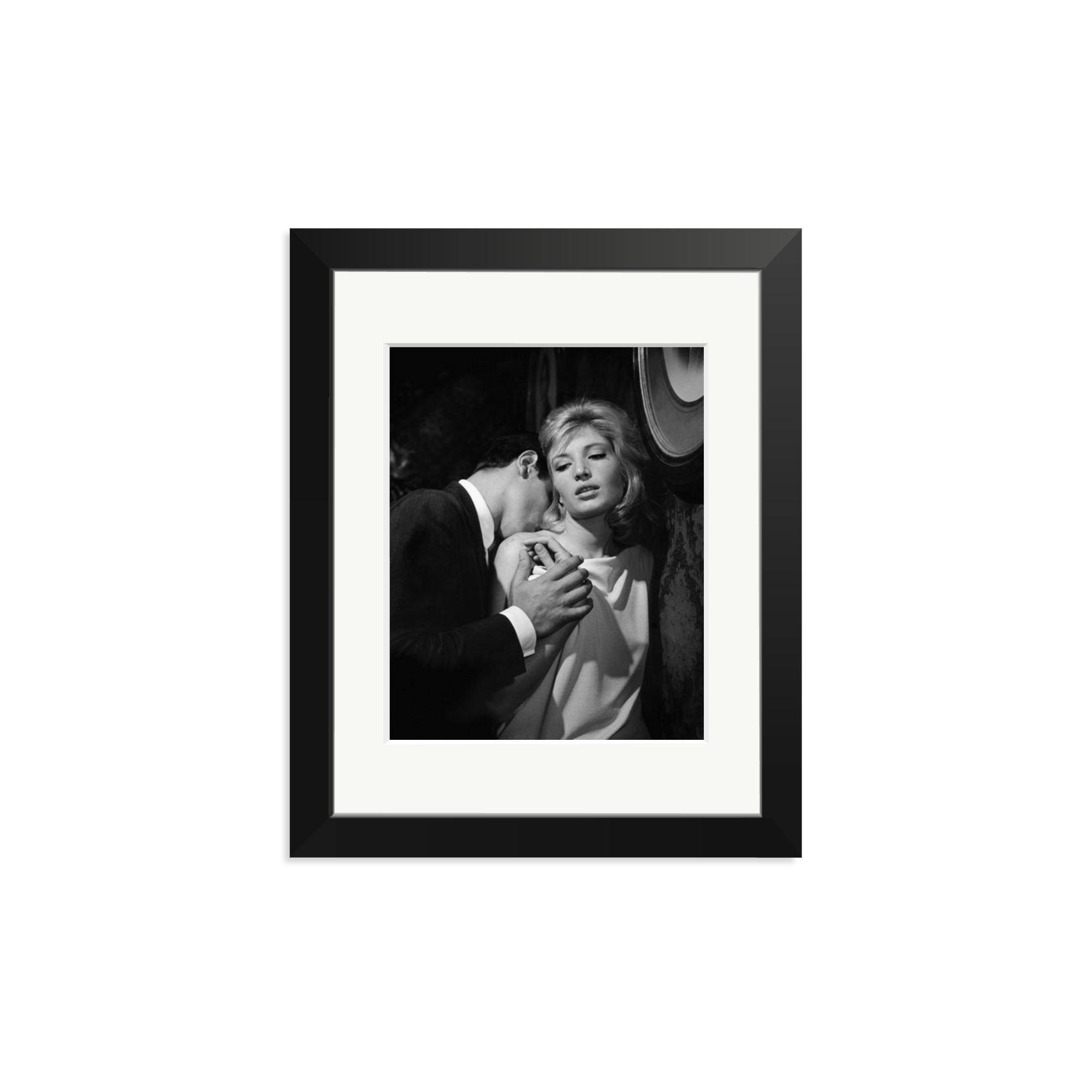 the-eclipse-frame-5.png?v=
